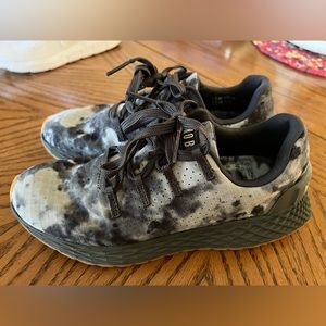 No Bill Ripstop Runners. These are almost new. I wore them one time in the gym.